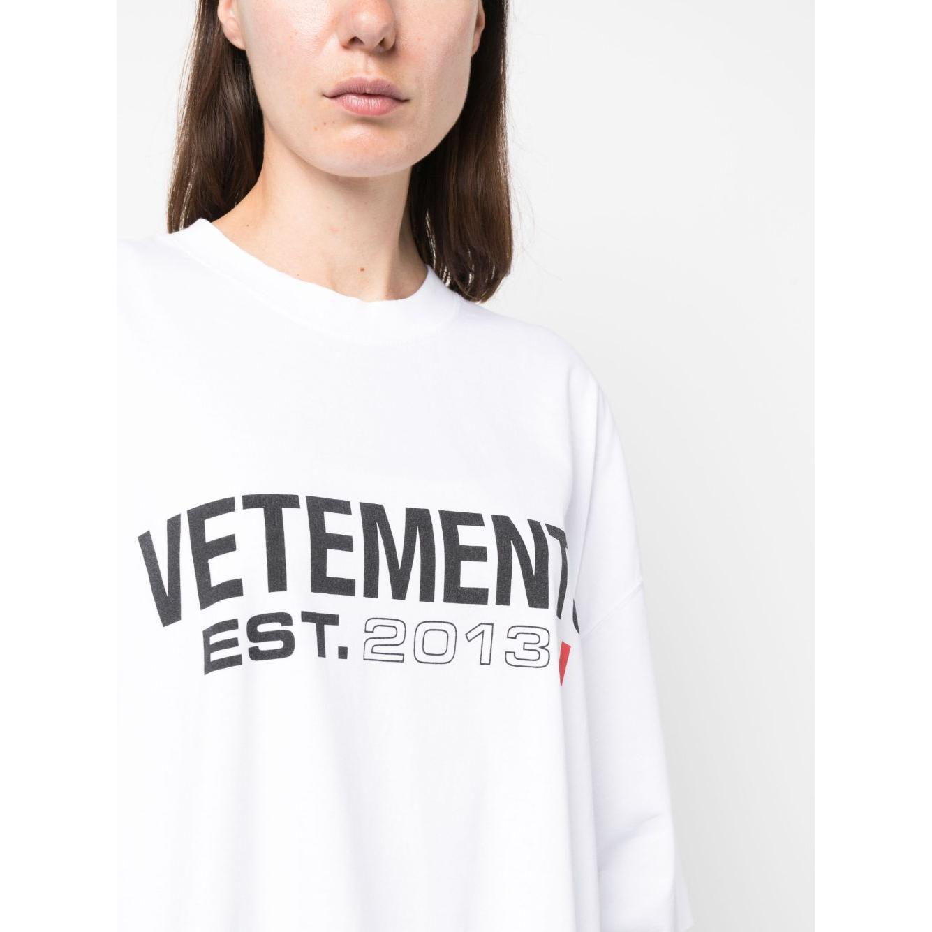 Vetements T-shirts and Polos White UE54TR100WDWHITE