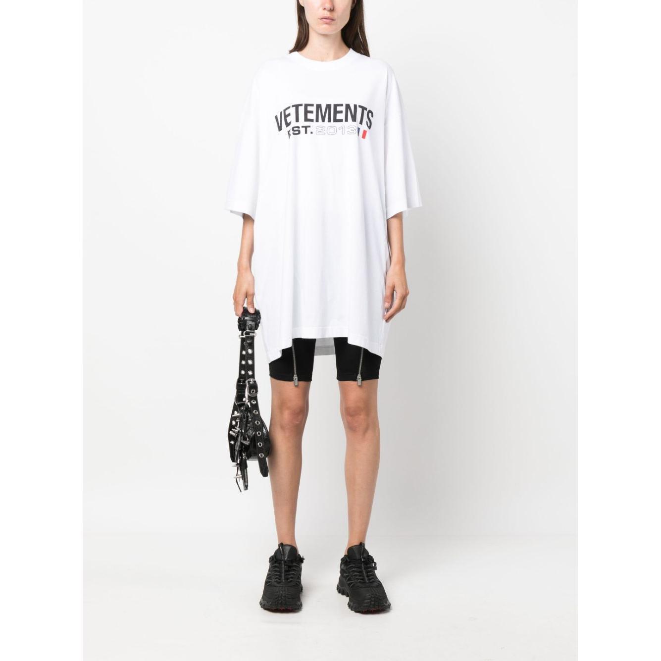 Vetements T-shirts and Polos White UE54TR100WDWHITE
