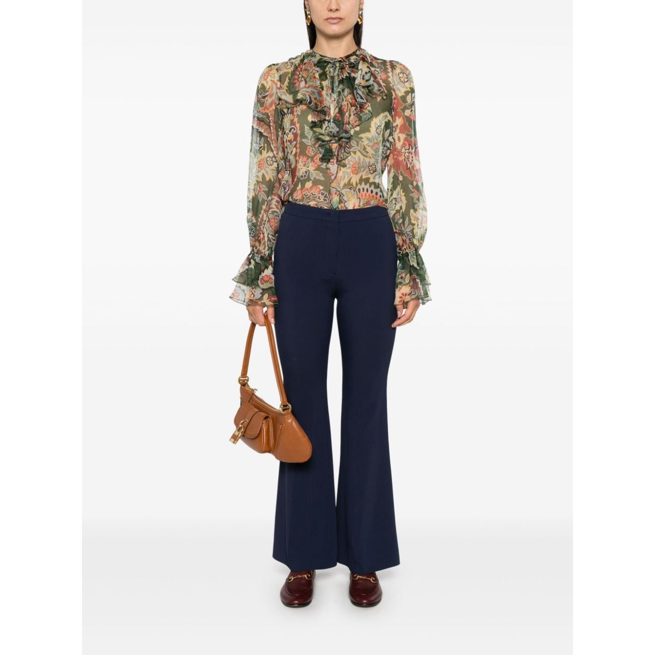 قمصان إيترو باللون الأخضر