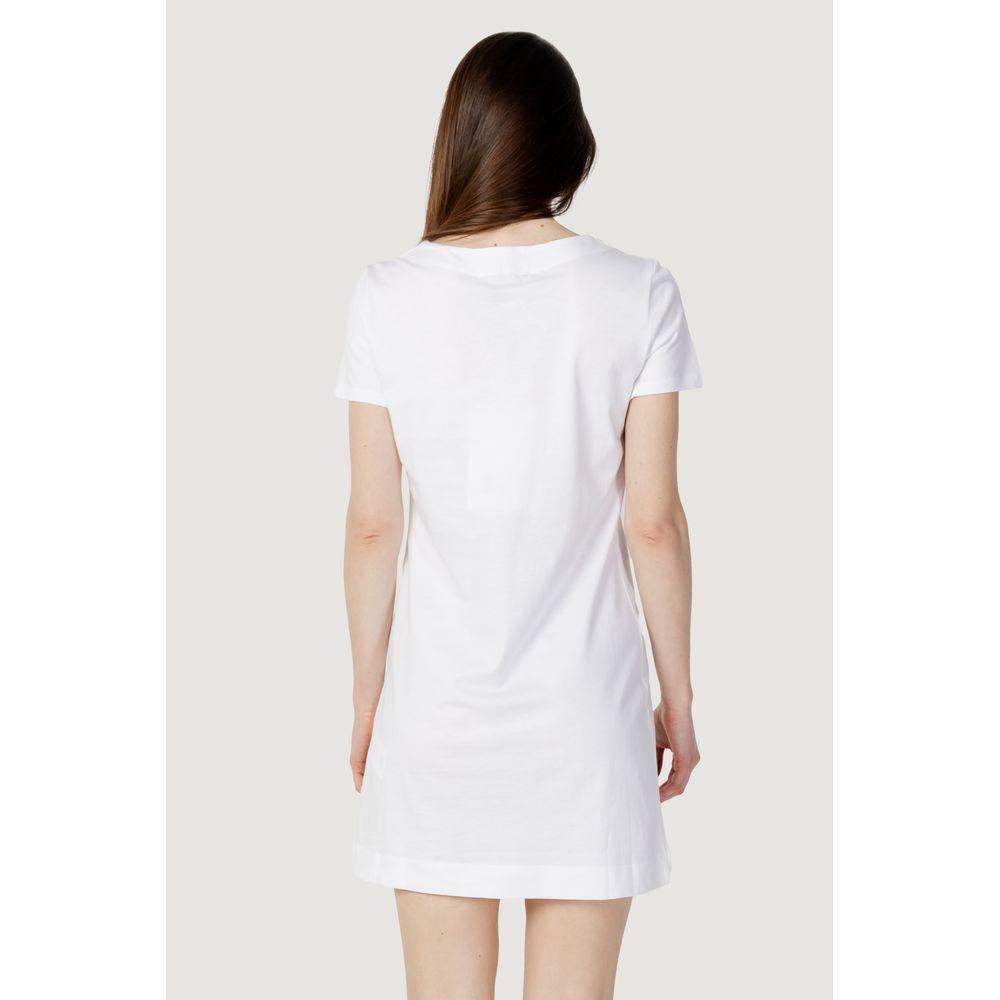 Love Moschino White Cotton Short