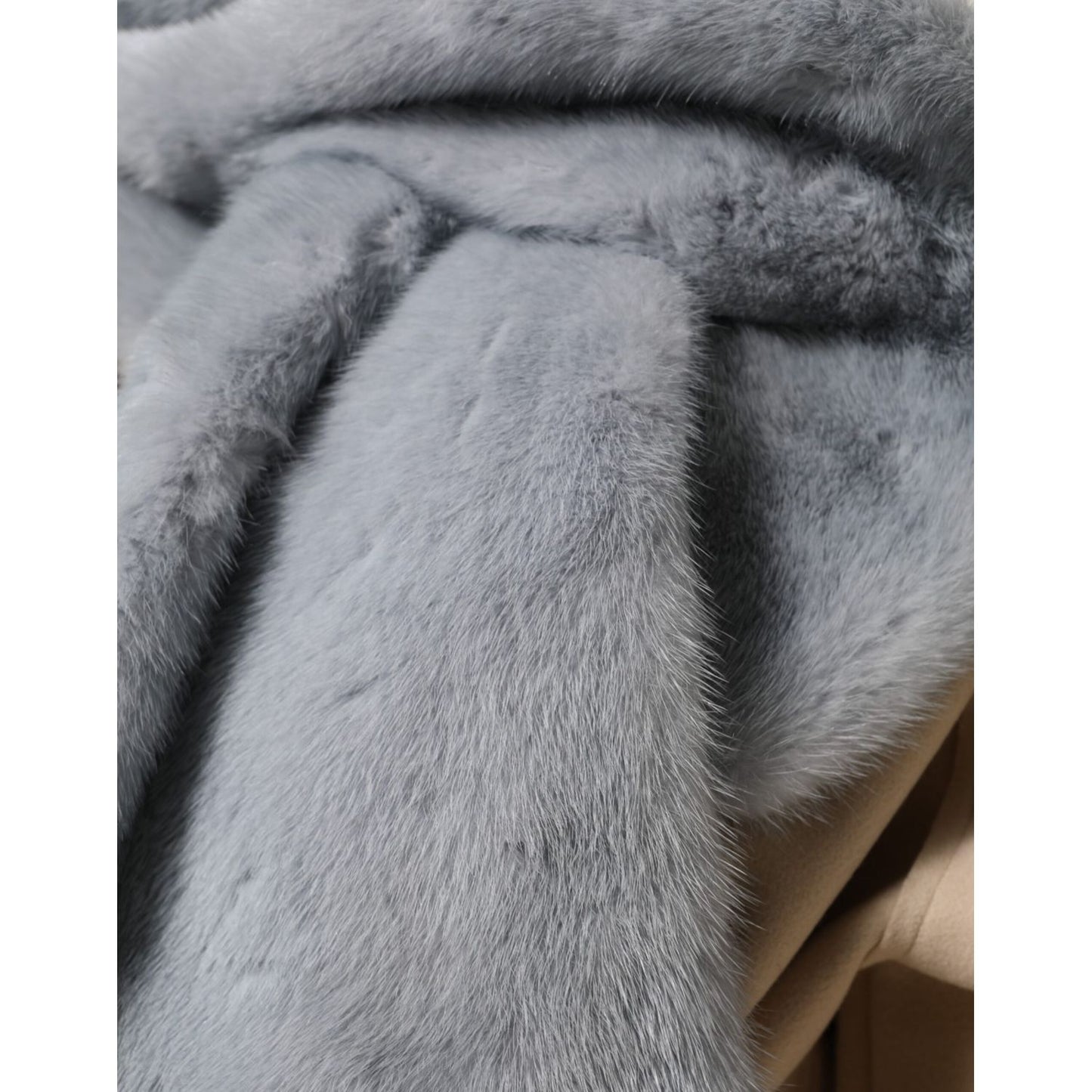 Dolce & Gabbana Powder Blue Mink Fur Neck Warmer Scarf MS7120