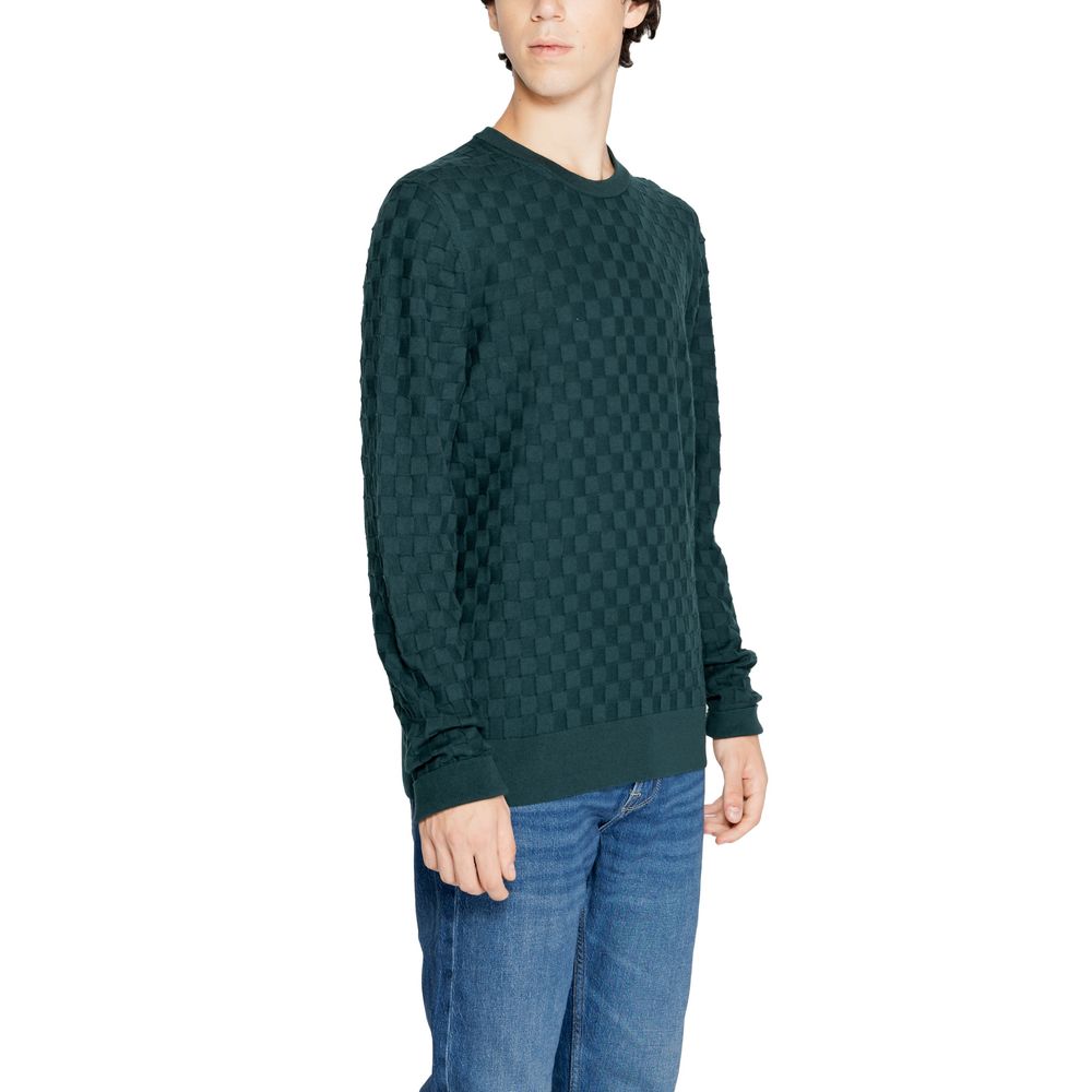 Calvin Klein Green Organic Cotton Sweatshirt with basket weave pattern, crew neck, and ribbed cuffs, blending style and sustainability.
