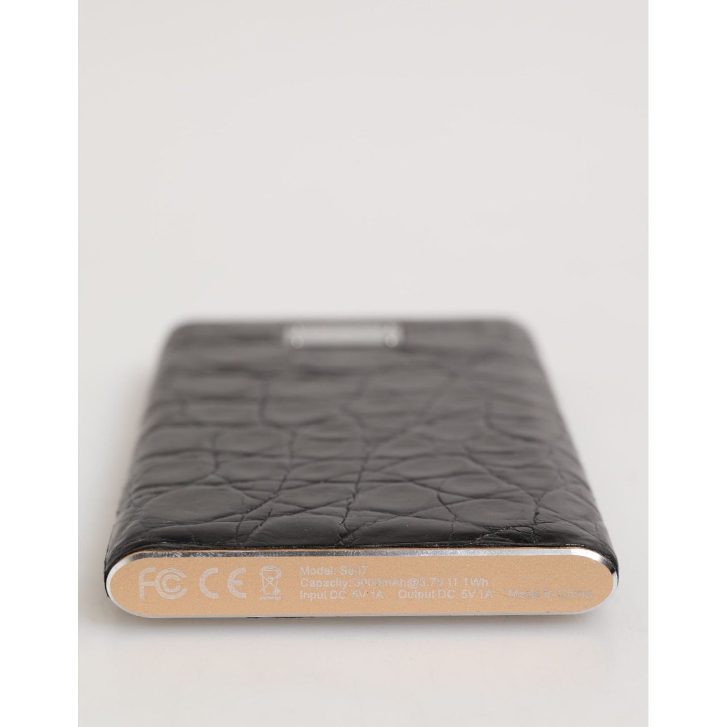 Dolce & Gabbana Black Leather Exotic Skin 3000mAh Power Bank Charger USB SMY10714