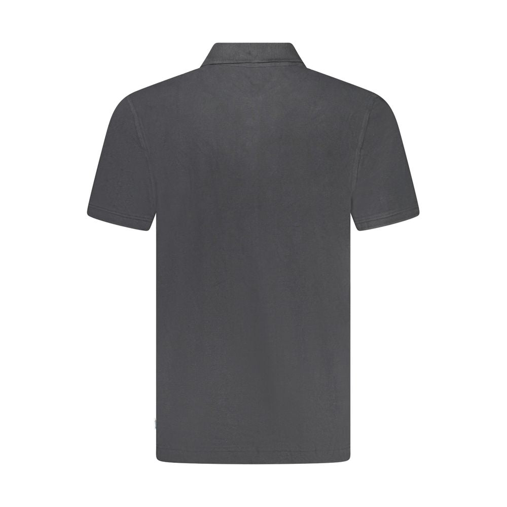 Wrangler Black Cotton Polo Shirt featuring short sleeves, 3 buttons, and logo application.