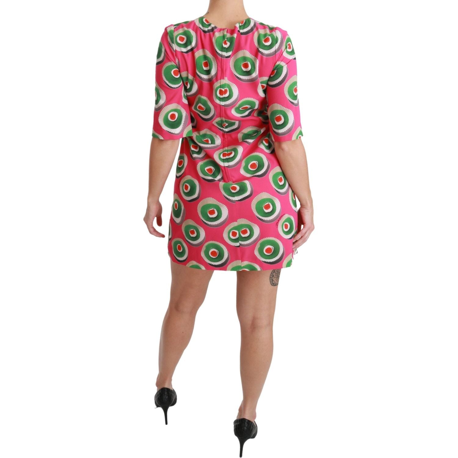 فستان قصير من دولتشي آند غابانا باللون الوردي من سيسيلي كب كيك