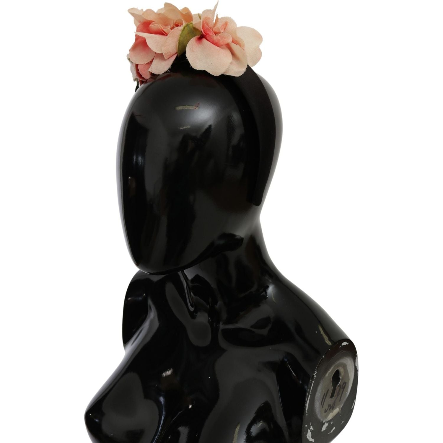 تاج أنيق من الحرير من تصميم دولتشي آند غابانا