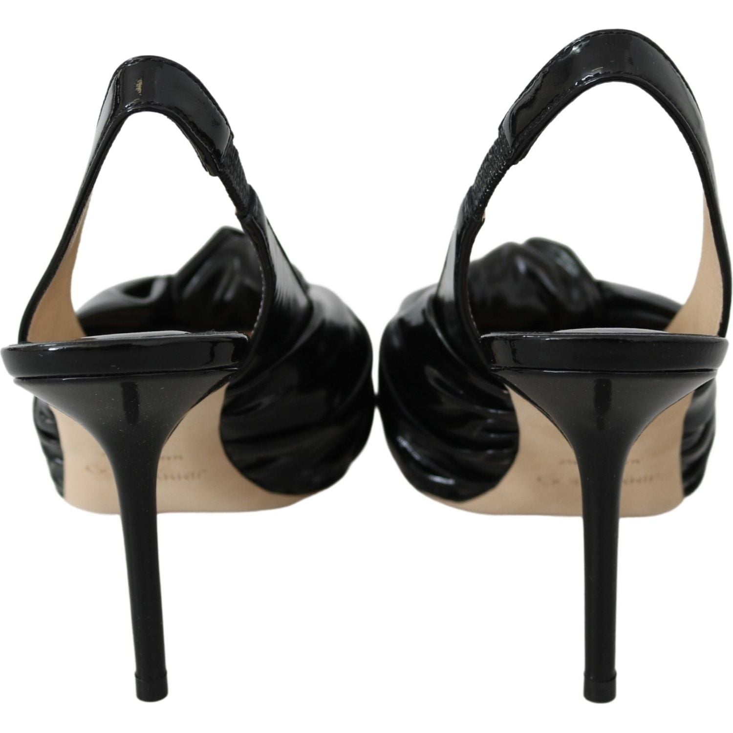 حذاء جيمي تشو الأنيق المصنوع من الجلد الأسود ذو المقدمة المدببة