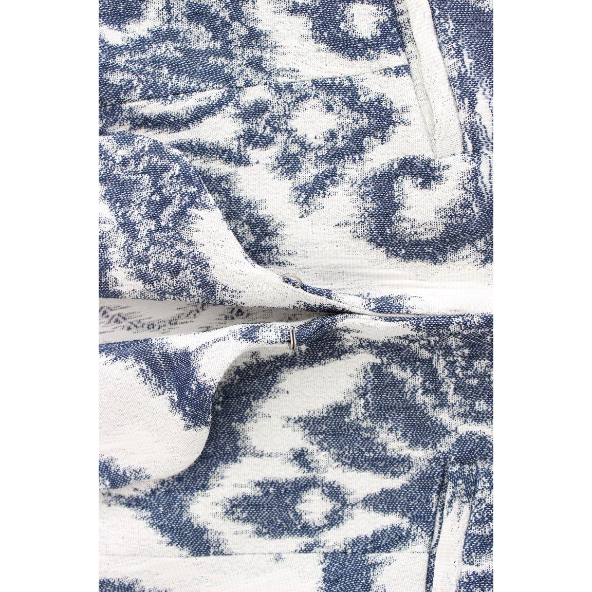 سترة قصيرة أنيقة باللون الأزرق ثنائي اللون من كريستيان بيليزاري