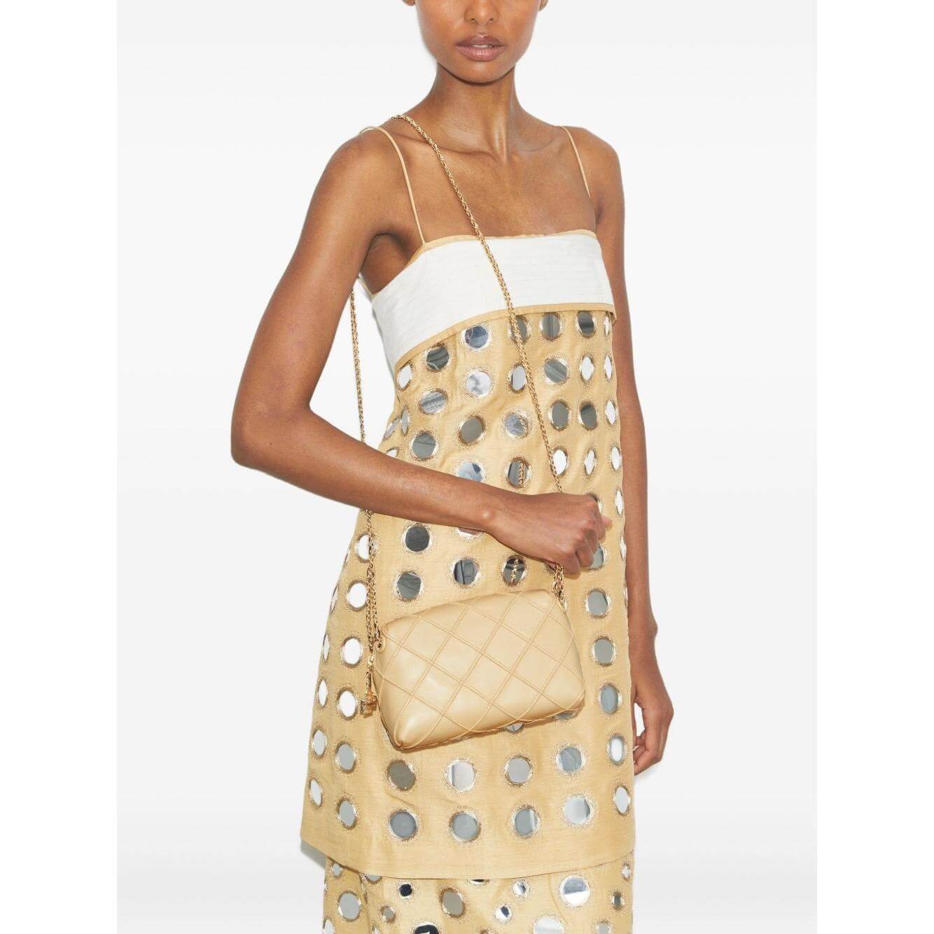 Front view with bag zipped and handles upright.