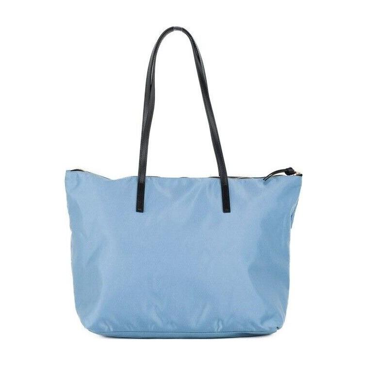 حقيبة فيرساتشي بورتونا ميدوسا متوسطة الحجم من النايلون باللون الأزرق