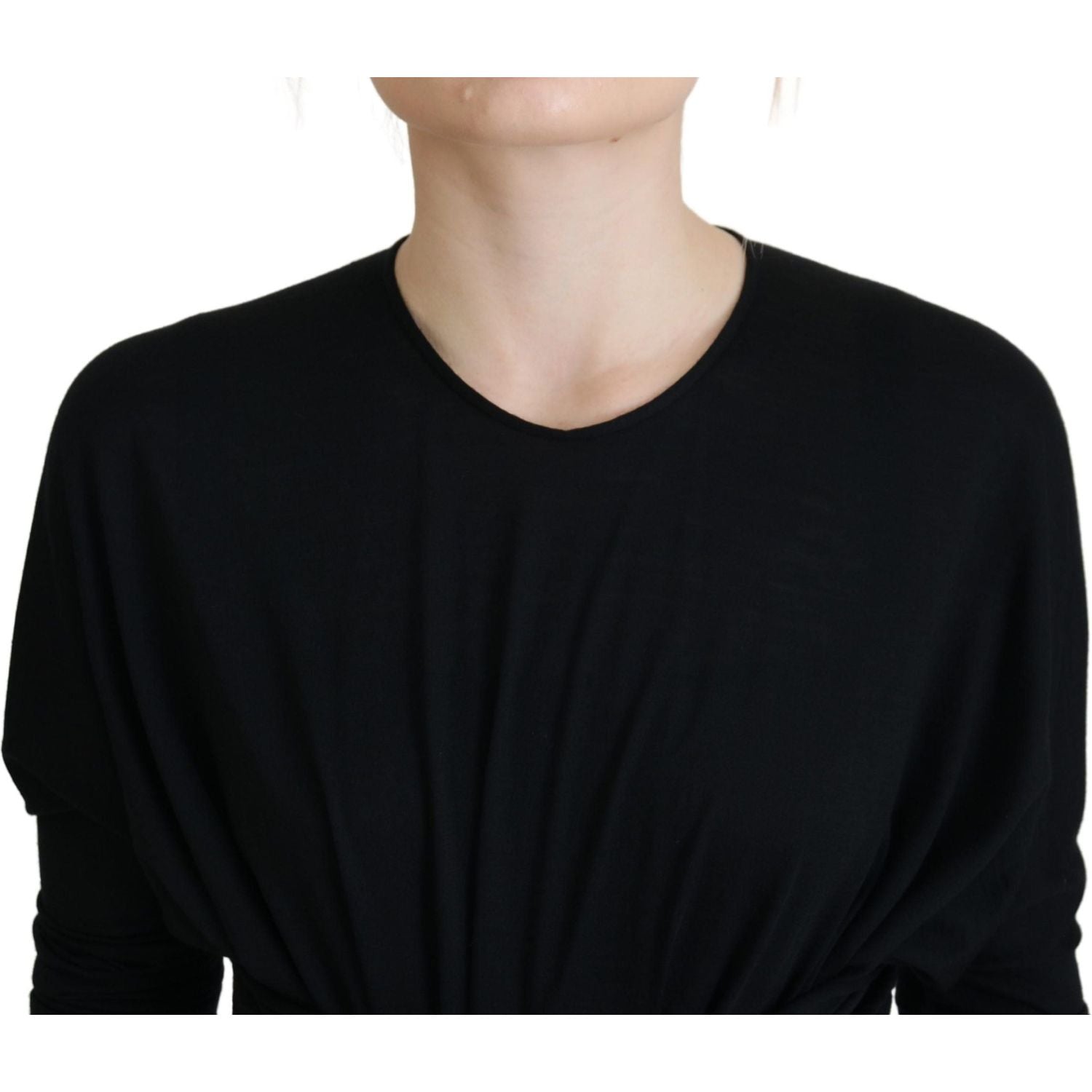 فستان دولتشي آند غابانا الأنيق ذو الأكمام الطويلة