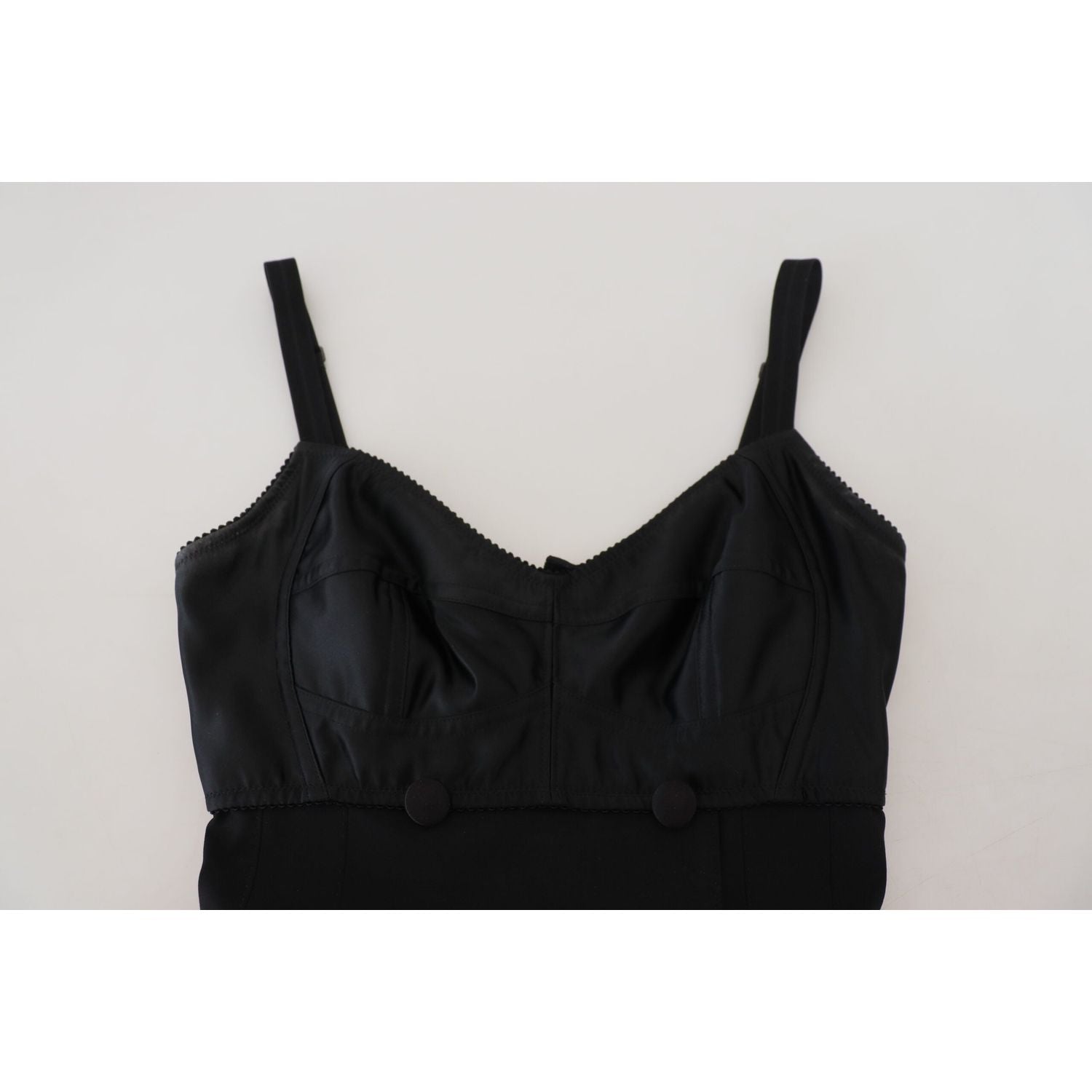 فستان قصير أنيق أسود اللون من دولتشي آند غابانا بتصميم A-line