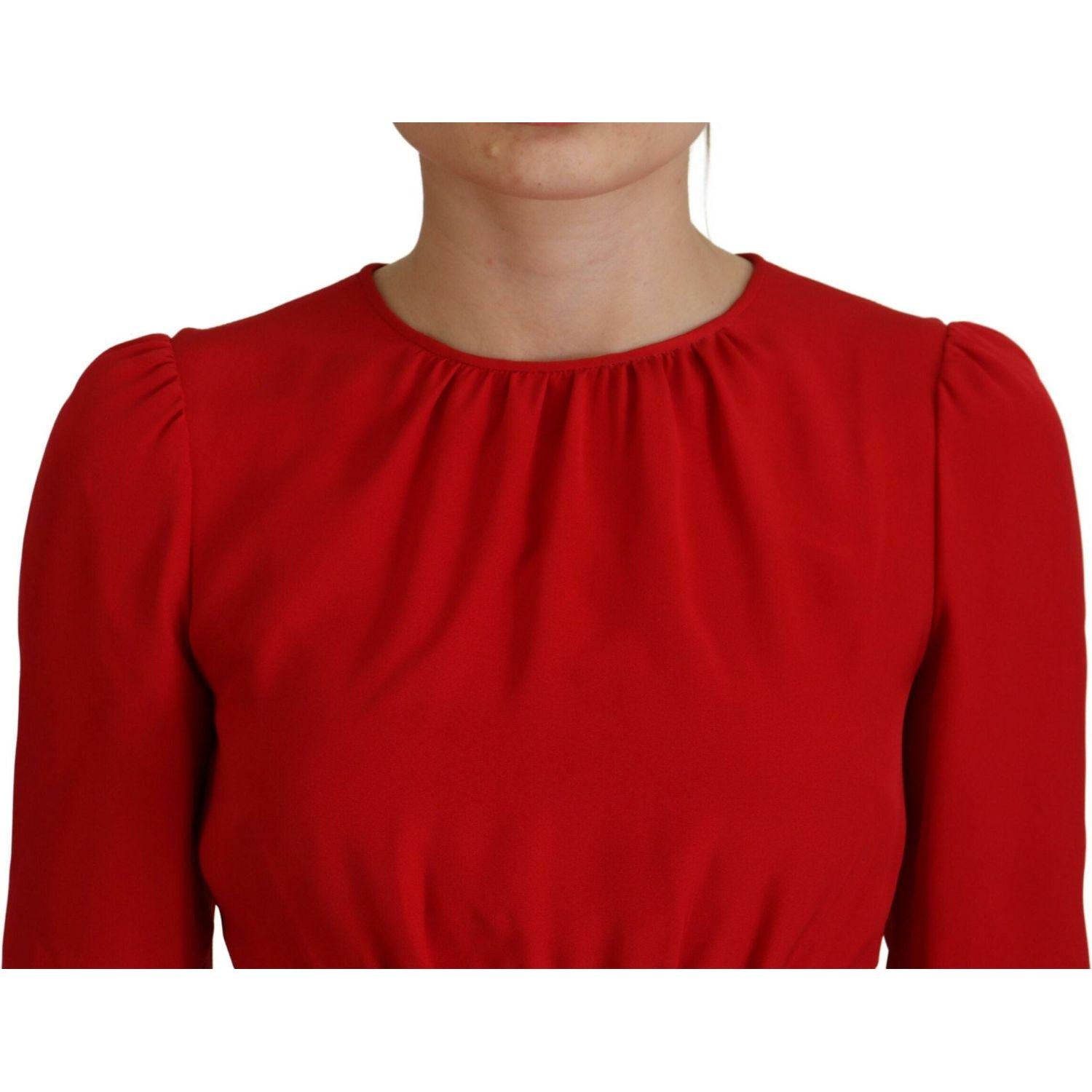 فستان دولتشي آند غابانا الأنيق من الحرير الأحمر بطول الركبة