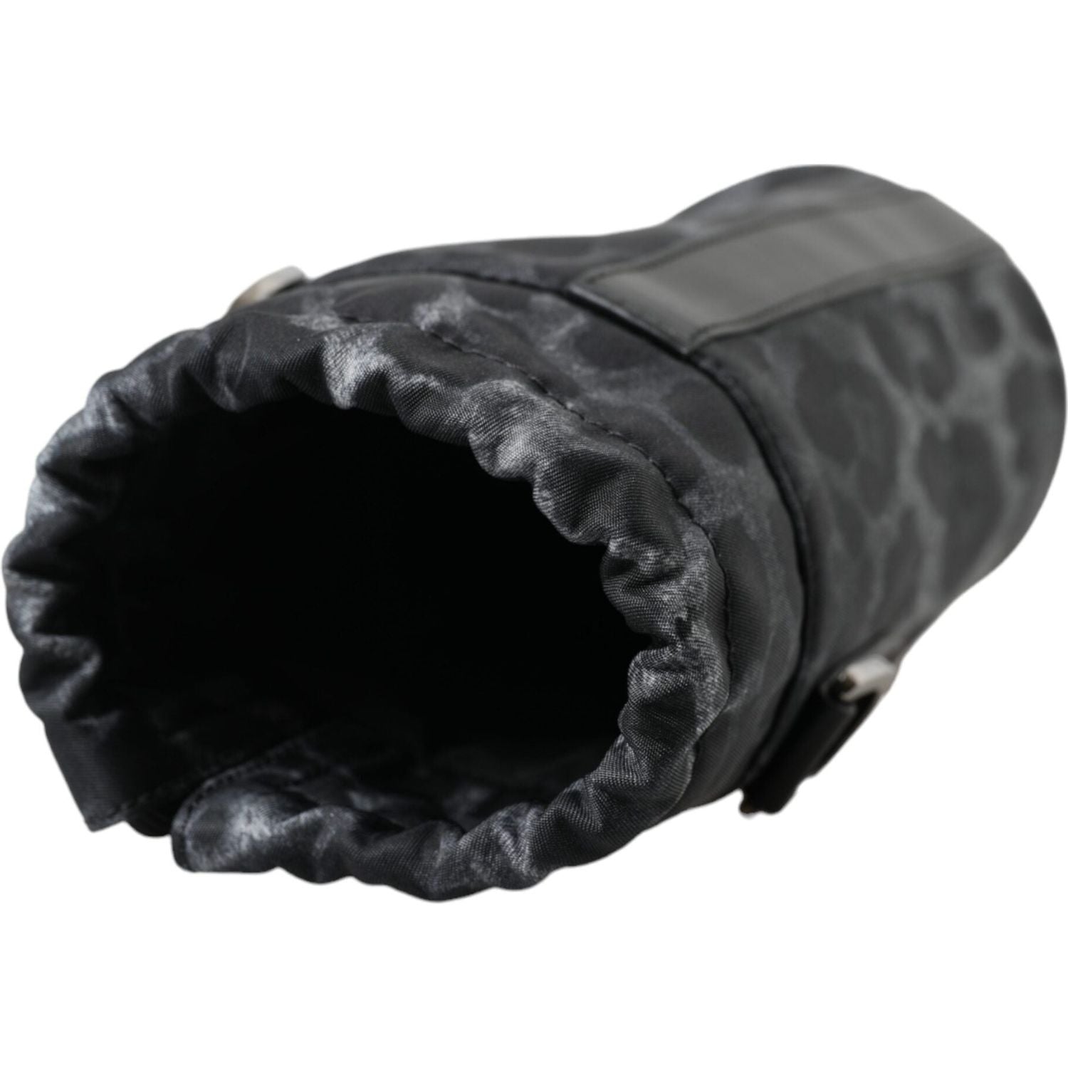 قفص زجاجات دائري أنيق بطبعة جلد النمر من دولتشي آند غابانا