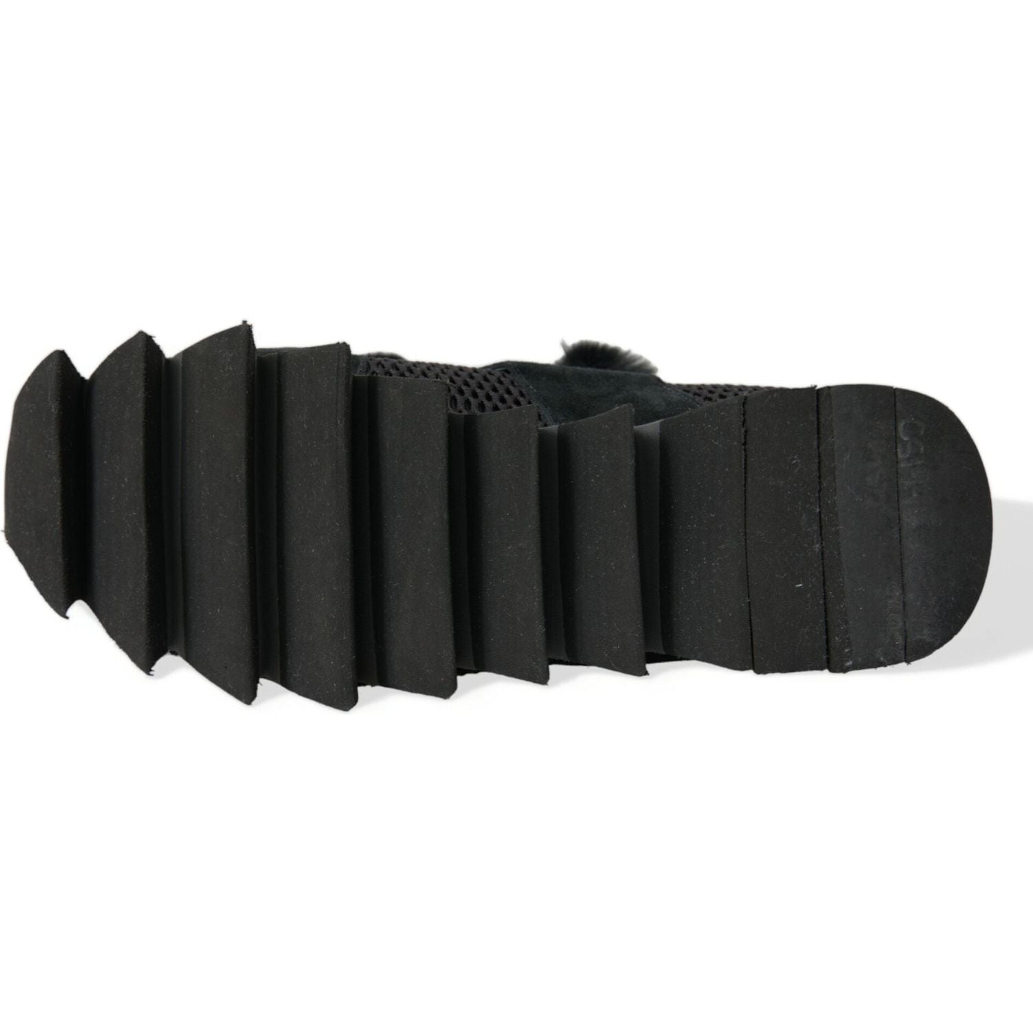 حذاء رياضي أنيق من الجلد السويدي مزين بالفراء من دولتشي آند غابانا