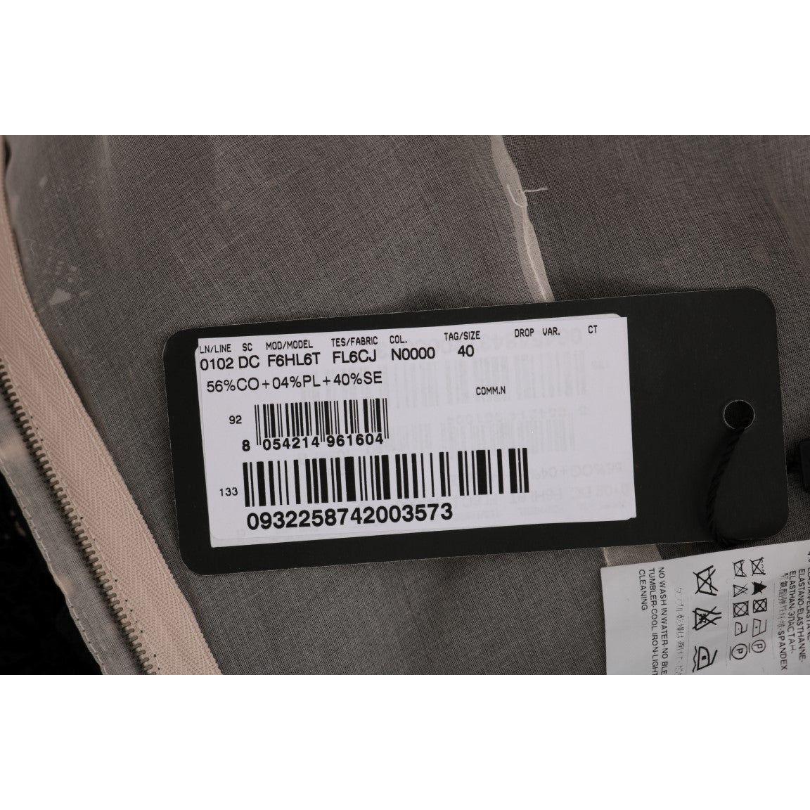 فستان ماكسي أسود أنيق من دولتشي آند غابانا مع تطريزات زهرية