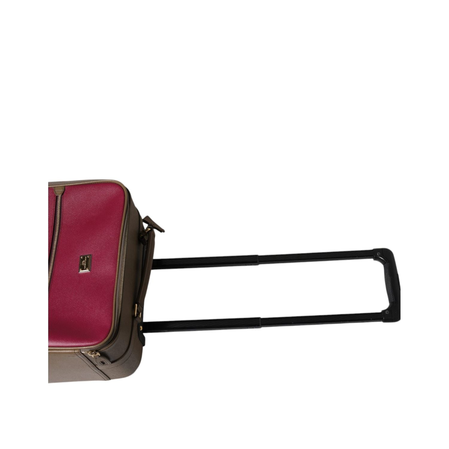 Front view with bag zipped and handles upright.