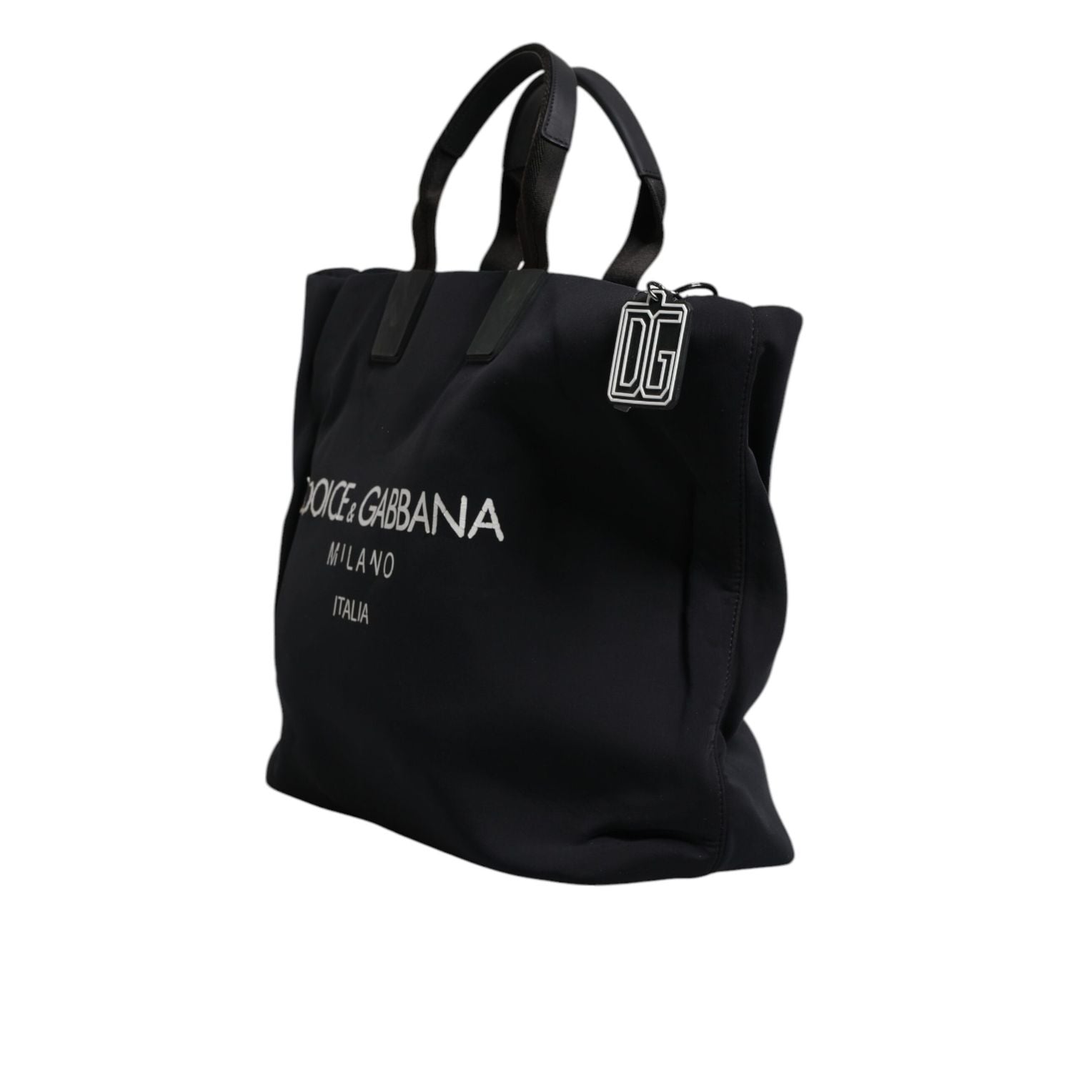 Front view with bag zipped and handles upright.