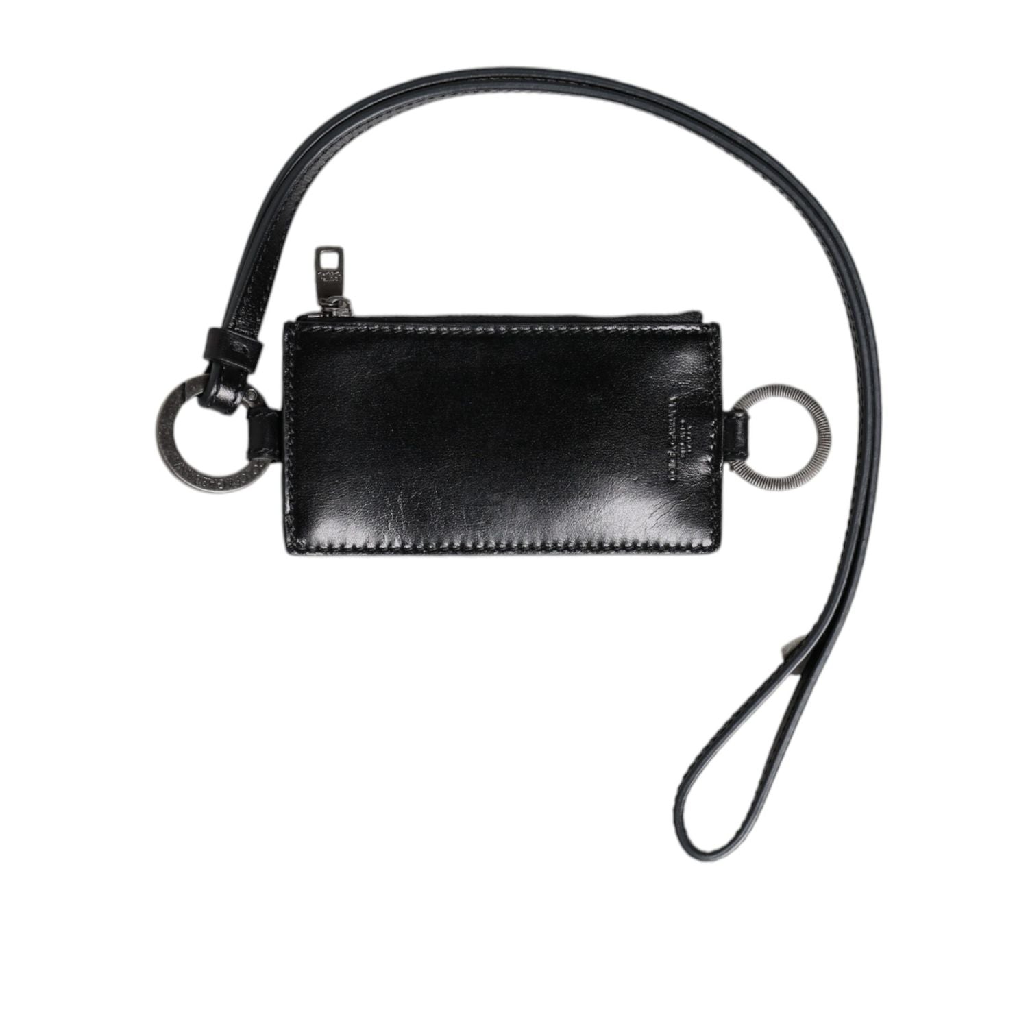 Front view with bag zipped and handles upright.