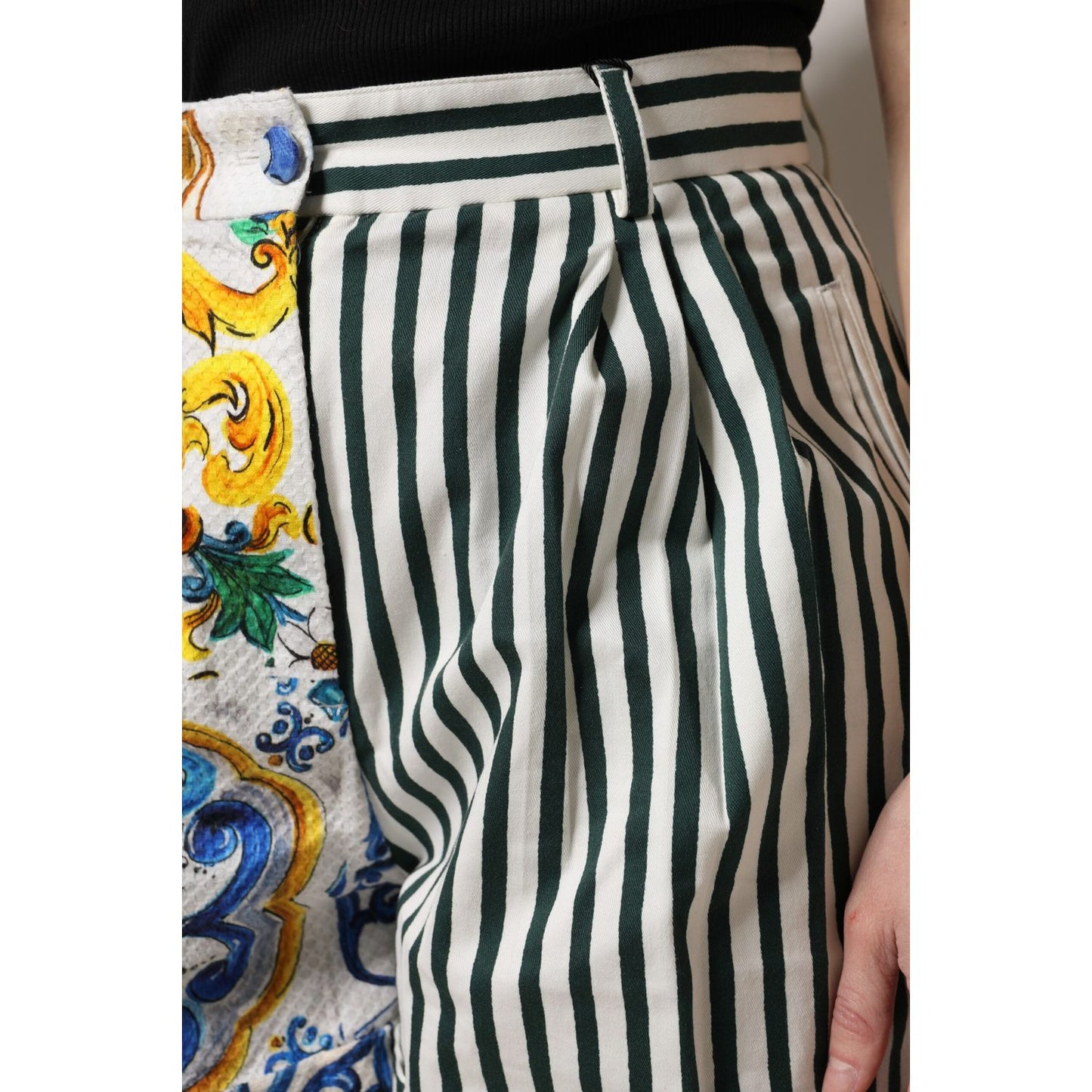 Dolce & Gabbana Multicolor Majolica Print High Waist Shorts SKI2138-42