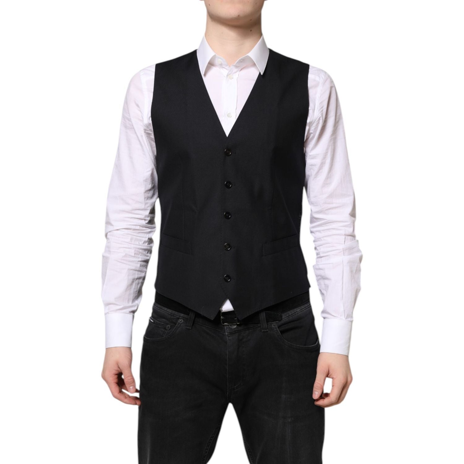 Front view with bag zipped and handles upright.
