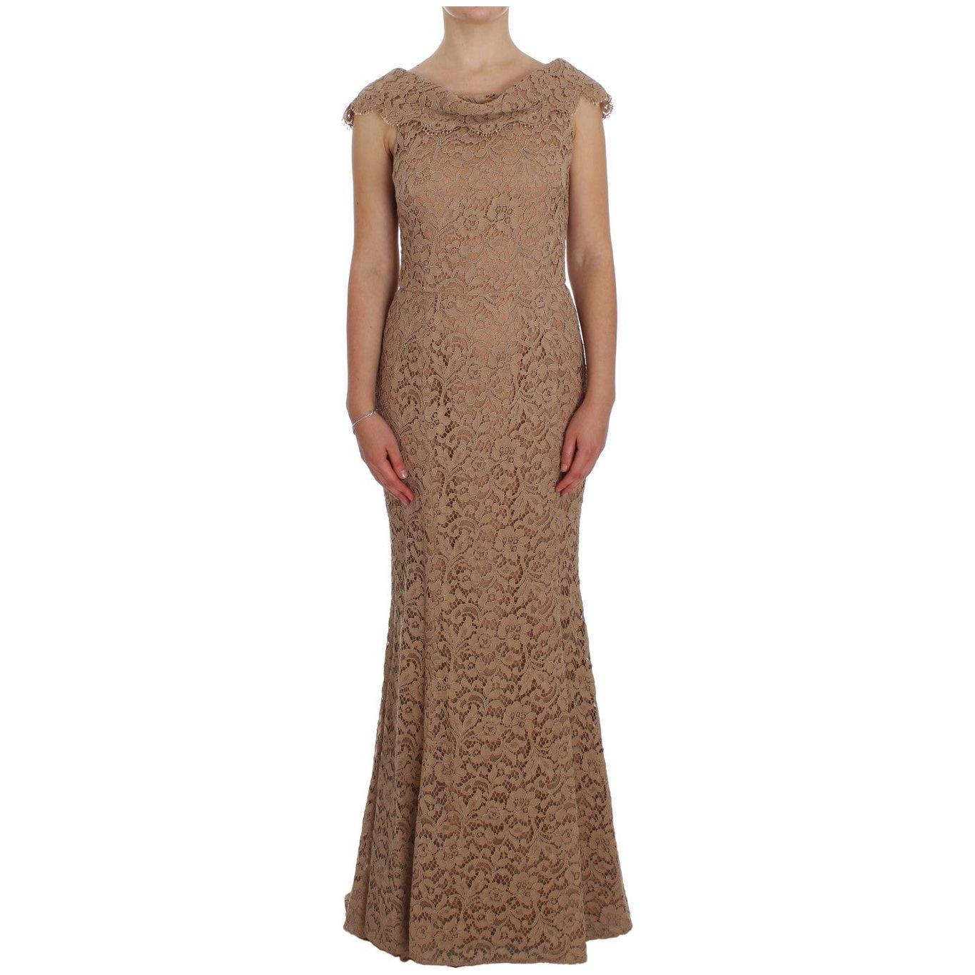 فستان ماكسي أنيق من الدانتيل باللون الوردي من دولتشي آند غابانا