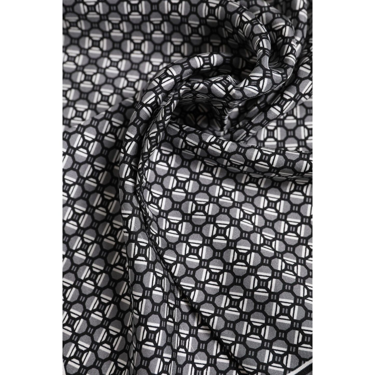 Dolce & Gabbana Black White Patterned Square Foulard Scarf MS7228