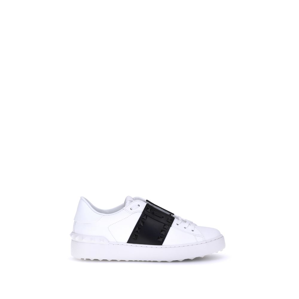 Valentino Garavani Black Calf Leather Bos Taurus Low Top Sneakers