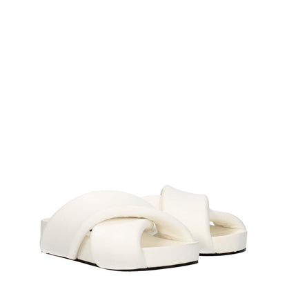 Jil Sander White Leather Slippers casual open toe with mid heels and vintage effect in optic white.