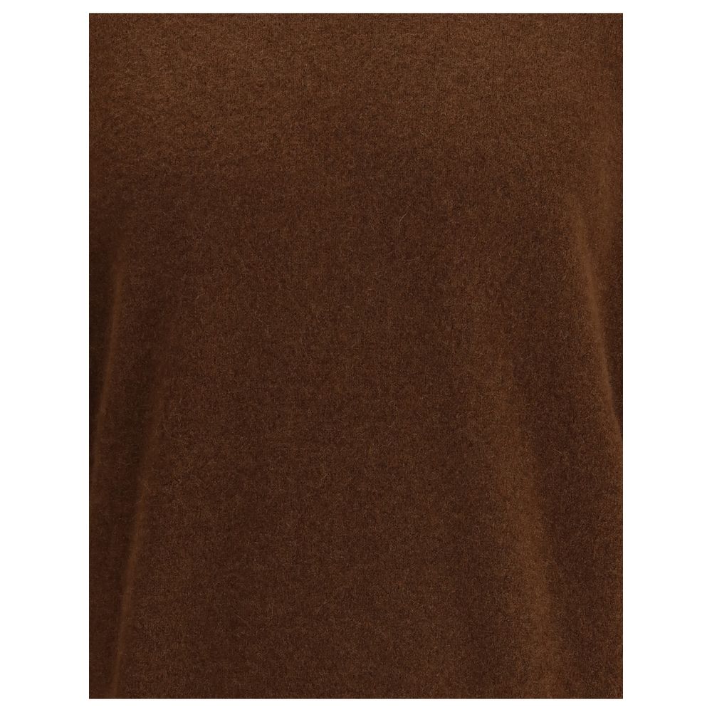 Close-up of Laneus Brown Cashmere Cashmere Sweater texture, showcasing its soft, fine cashmere material against a plain background.