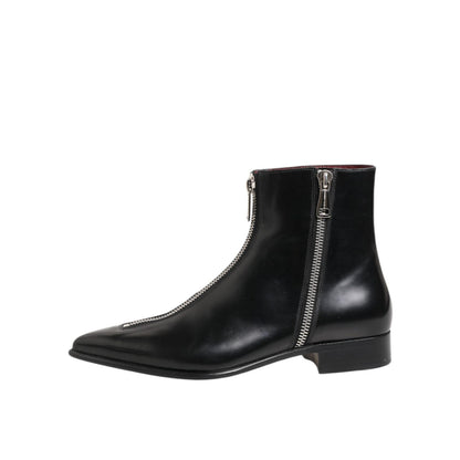 Dolce & Gabbana Black Calfskin Leather Men SHORT Boots Shoes with sleek silhouette and side zipper closure.