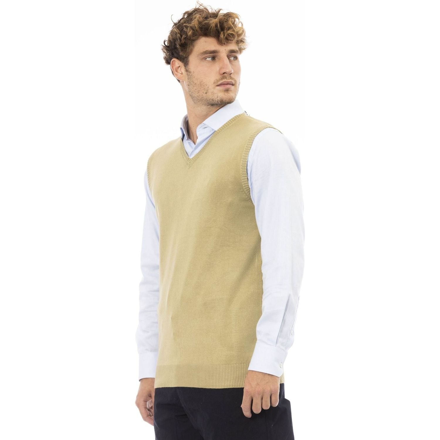 سترة ألفا ستوديو 