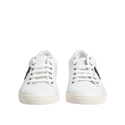 Dolce & Gabbana White Crown Bee Leather Low Top Sneakers Shoes made of calf leather and lambskin with rubber sole and lace-up closure.