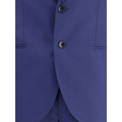 Close-up of Gi Capri Blue Fleece Wool Suits And Blazer showcasing buttons and lapels.