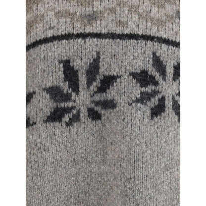 Close-up of gray pattern on Magliano Gray Alpaca Vicugna Pacos Sweatshirt, featuring Norwegian-inspired design detail.