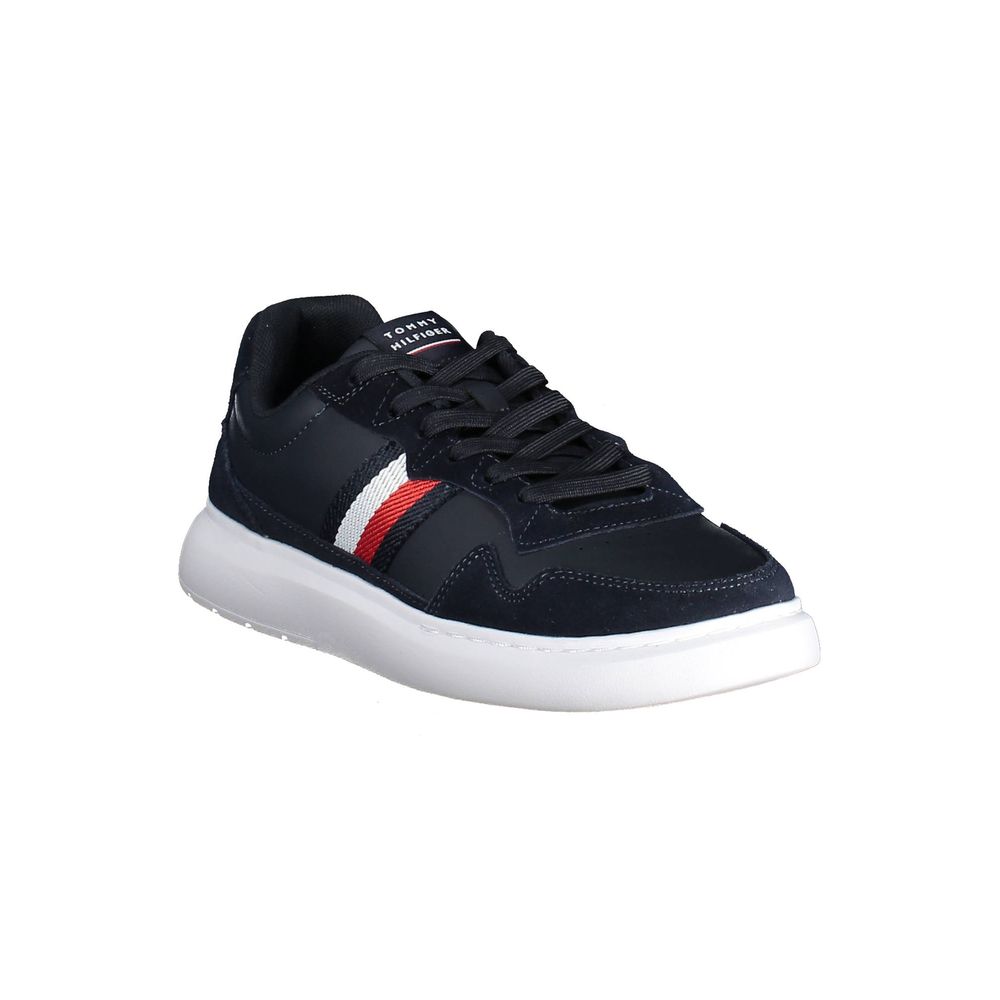 Tommy Hilfiger Blue Leather Men Sneaker with contrasting details and iconic logo, offering style and comfort.