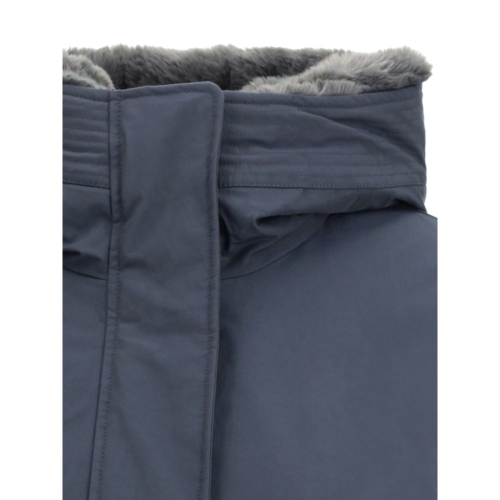 Close-up of Woolrich Boulder Down Jacket faux fur-lined hood detail.